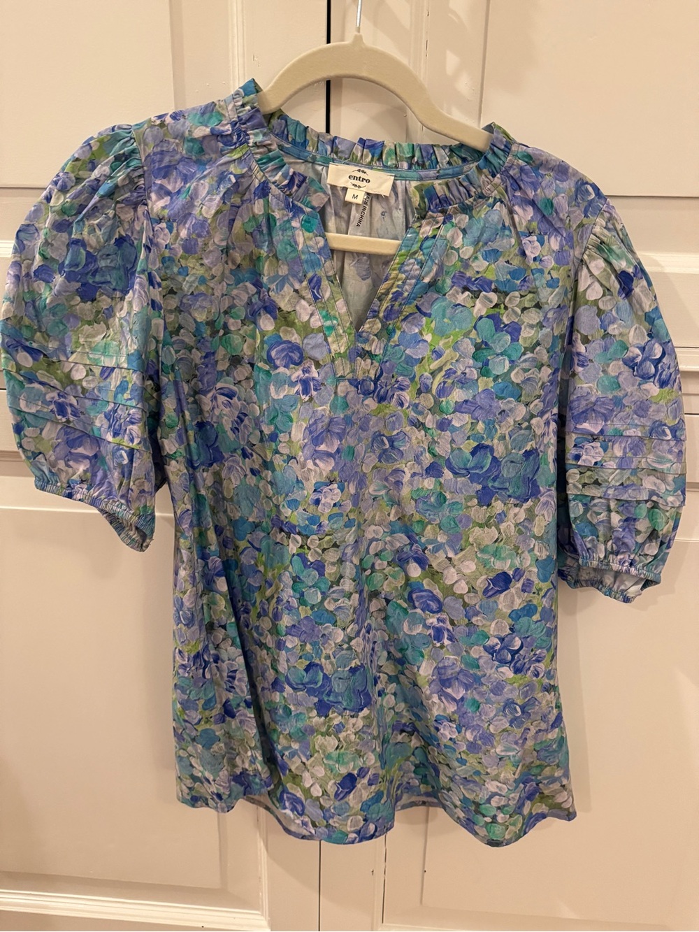 entro Blue, Green & Lavender Floral Puff Sleeve Blouse
